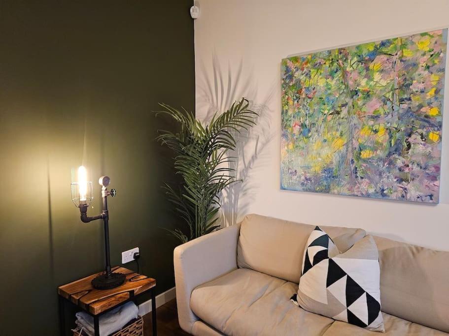 Our House @ Little France Villa Edinburgh Ngoại thất bức ảnh